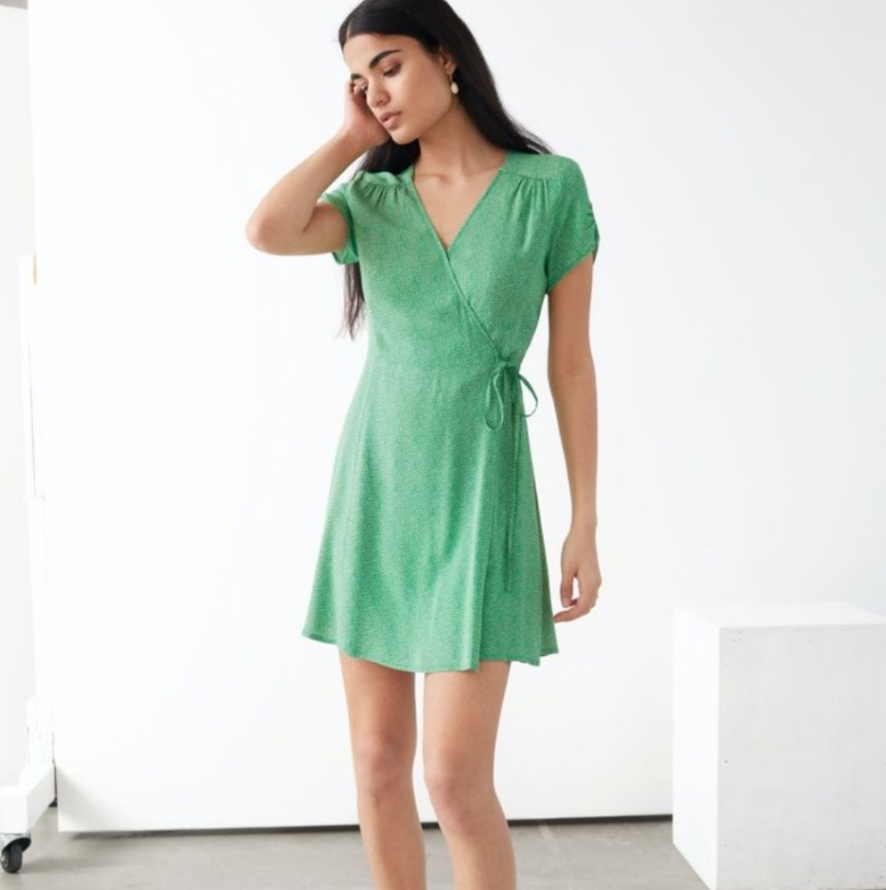 & Other Stories green shirt sleeve wrap dress, small pattern. Short fit and fla